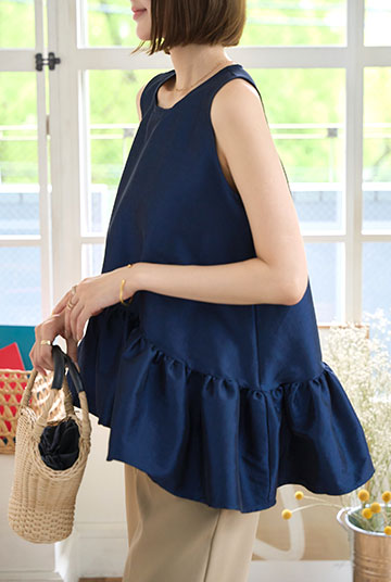 ペプラムボリューミーシャイニーブラウス [C7545]