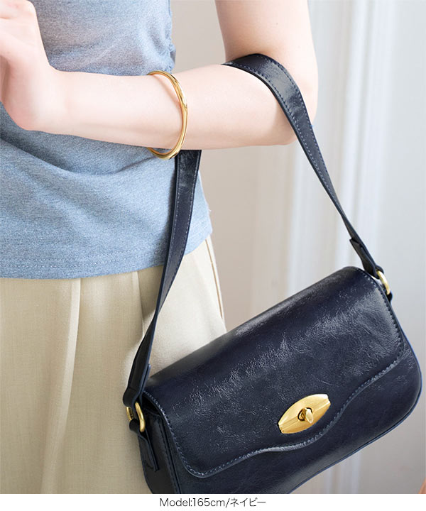 ハンドバッグ　ワンショルダー　カデナ　南京錠　ブラック　ターンロック　A4可 楽天市場】超美品 PRADA プラダ ターンロック ハンドバッグ