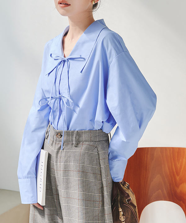 COURREGES PARIS リボン付きライトブルーシャツ c7308.jpg