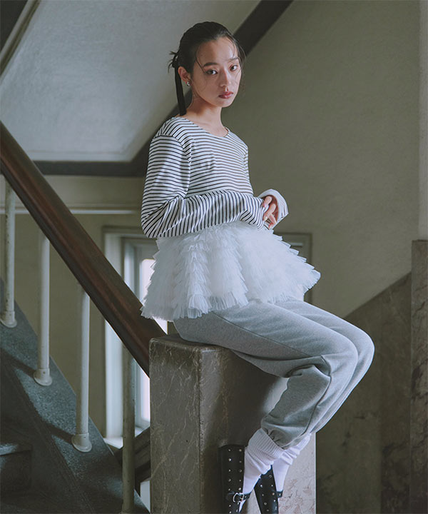 裾チュールドッキング長袖ボーダートップス [C7380] - レディース