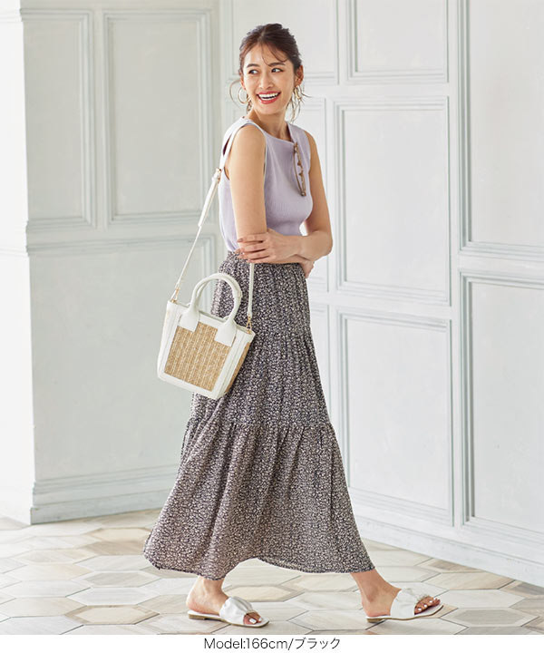 HOMES' UNDERWEAR 花柄ティアードロングスカート サイズ2 HOMES´ UNDERWEAR 花柄ティアードロングスカート サイズ2