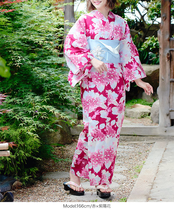浴衣単品] 涼を感じる上質素材大人の花柄浴衣 [X366