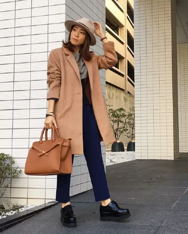manaの最新コーディネート
