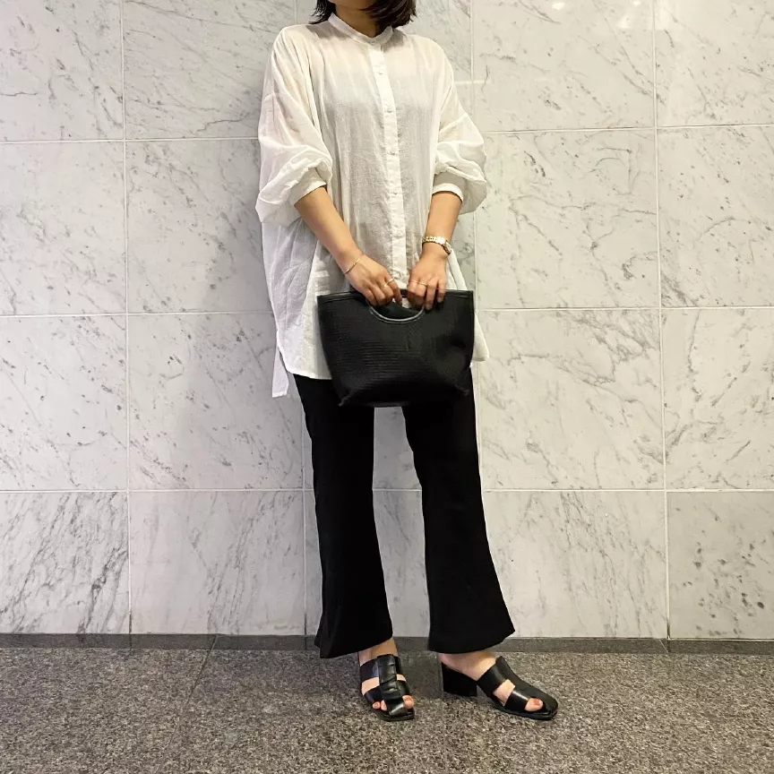 AKARIの最新コーディネート