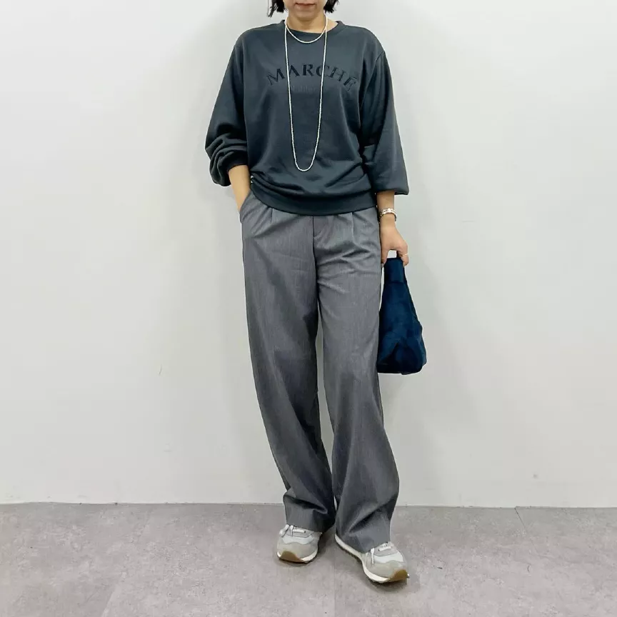 AKARIの最新コーディネート