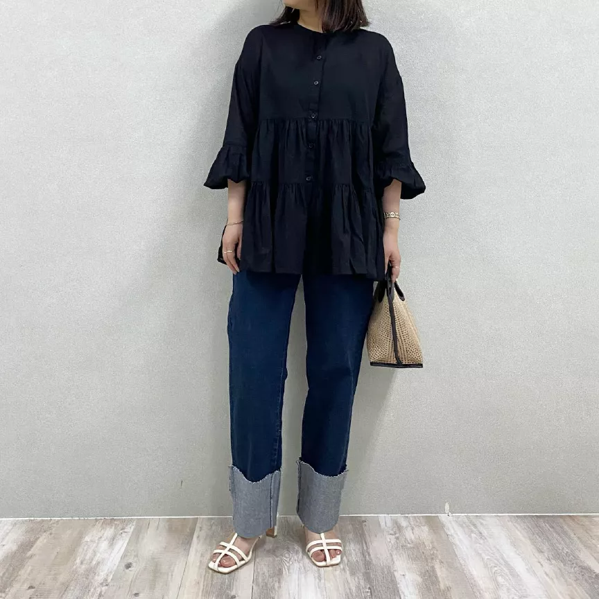 AKARIの最新コーディネート