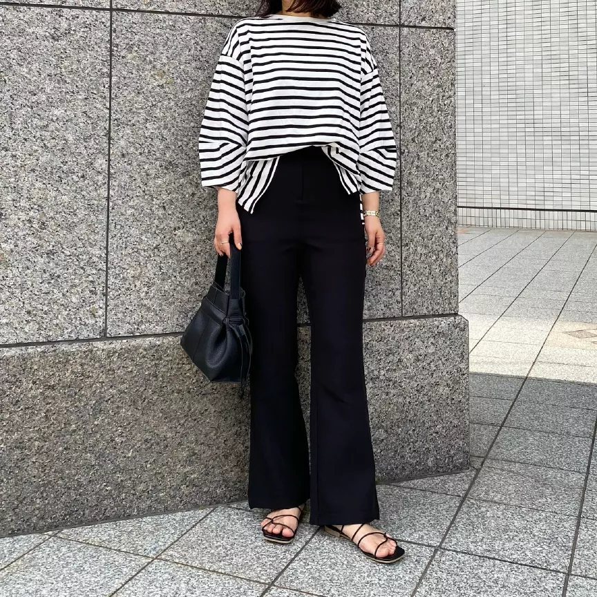 AKARIの最新コーディネート