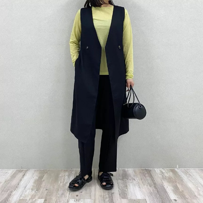AKARIの最新コーディネート