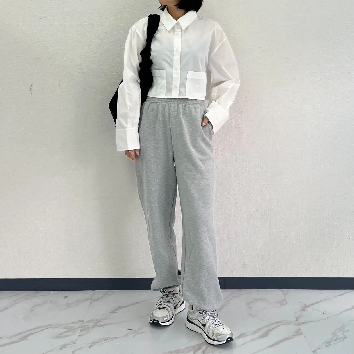 AKARIの最新コーディネート