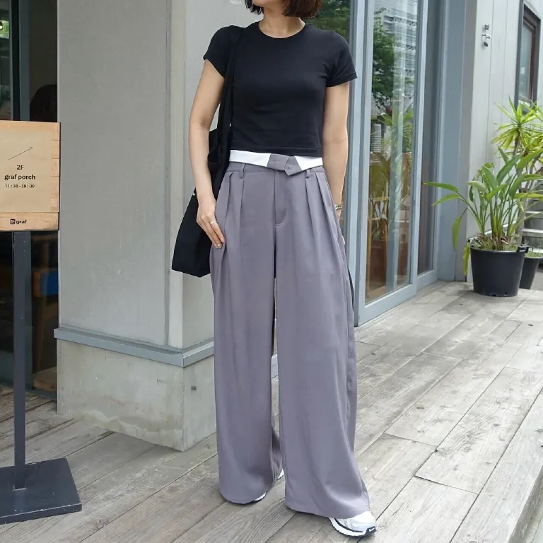 AKARIの最新コーディネート