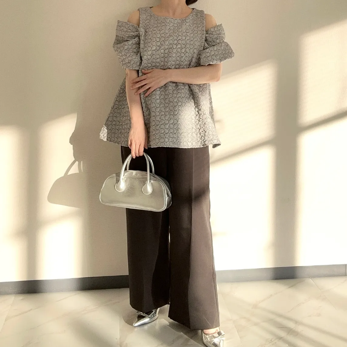 heve カットオフショルダーブラウス ネイビー トップス 半袖