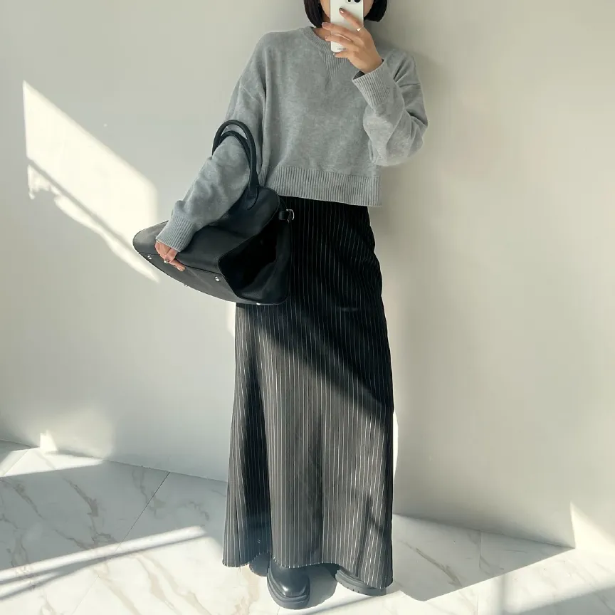 AKARIの最新コーディネート