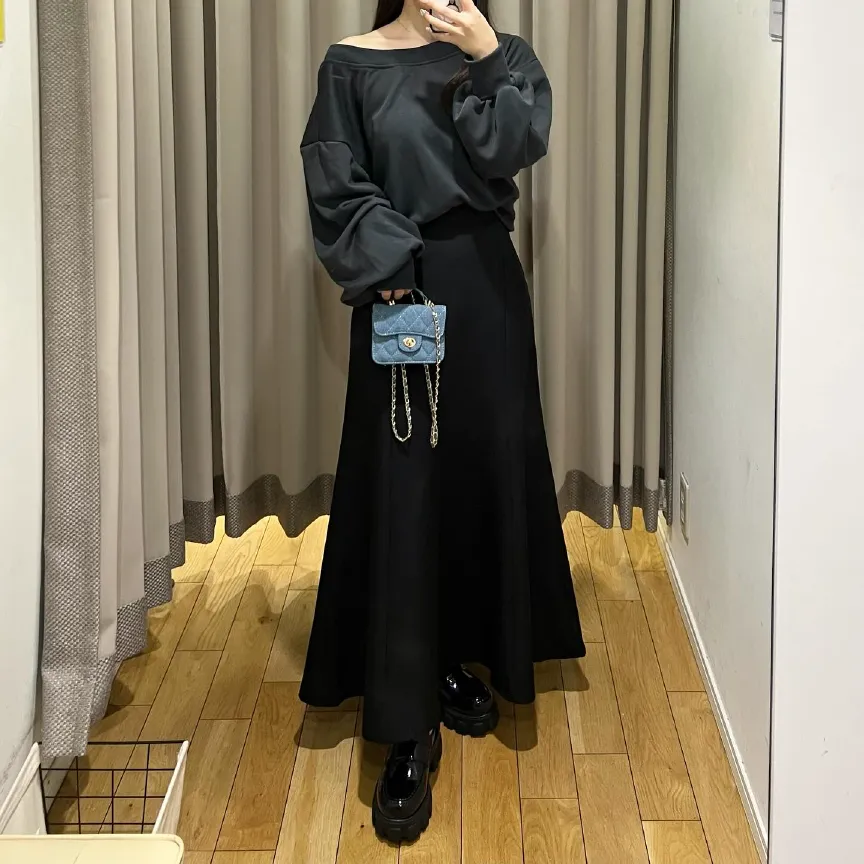たにぴの最新コーディネート