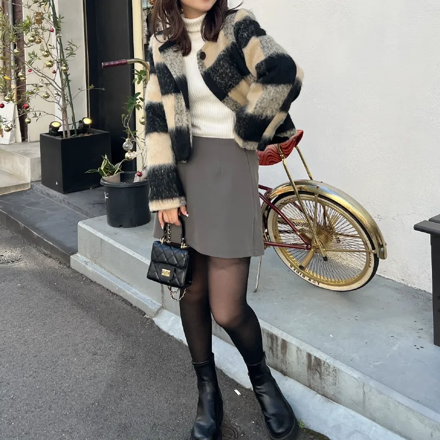 KOBE LETTUCE アウター ノーカラーシャギークロップド丈コート