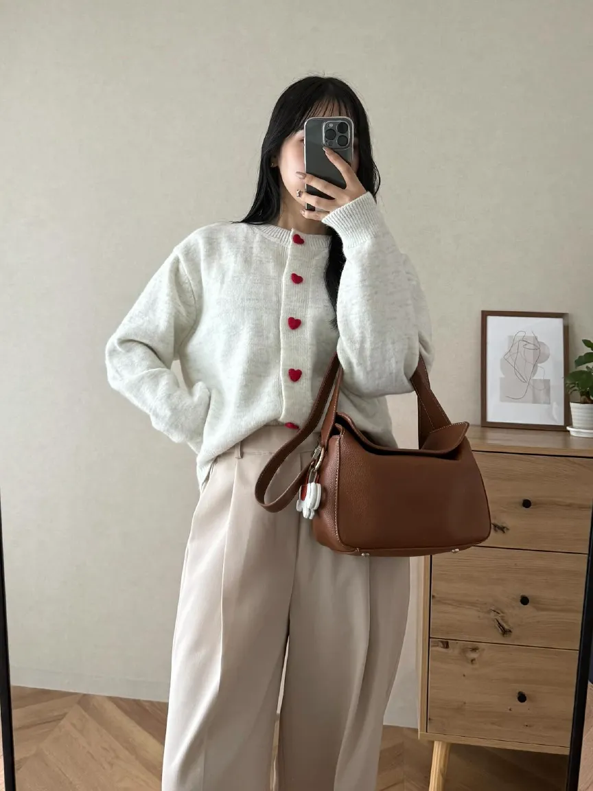たにぴの最新コーディネート