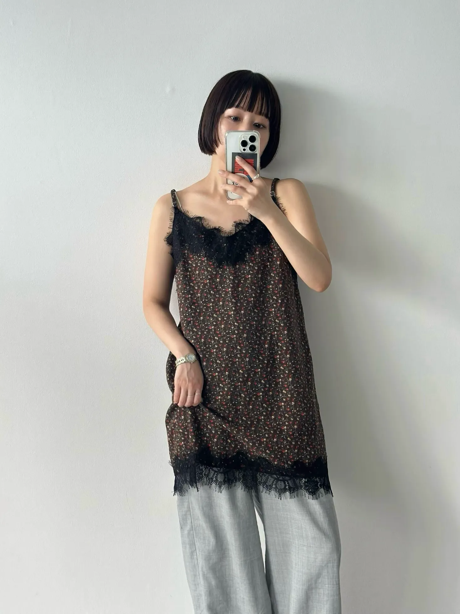 AKARIの最新コーディネート
