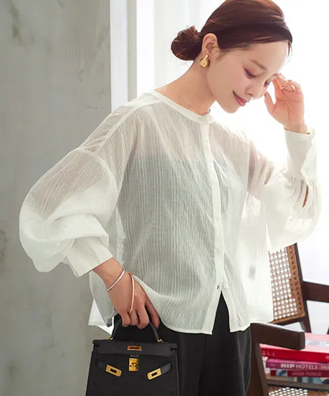 コラボアイテムを着用した田中亜希子さん