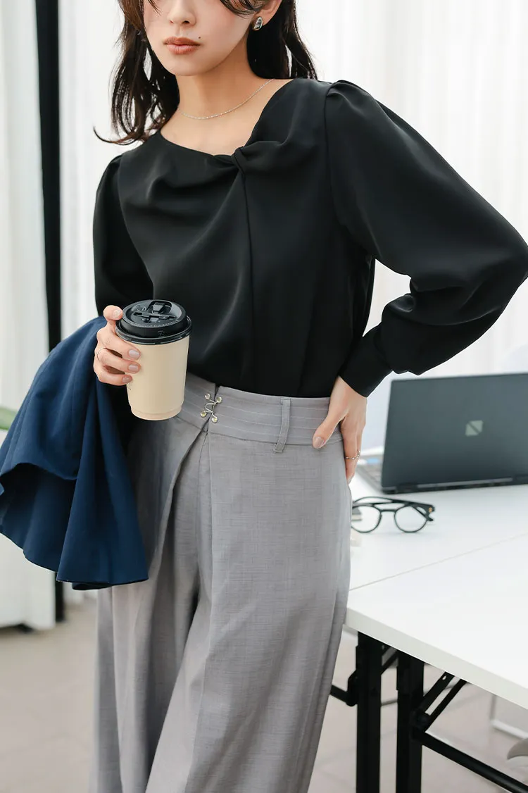 �I�t�B�X�J�W���A���𒅂�����