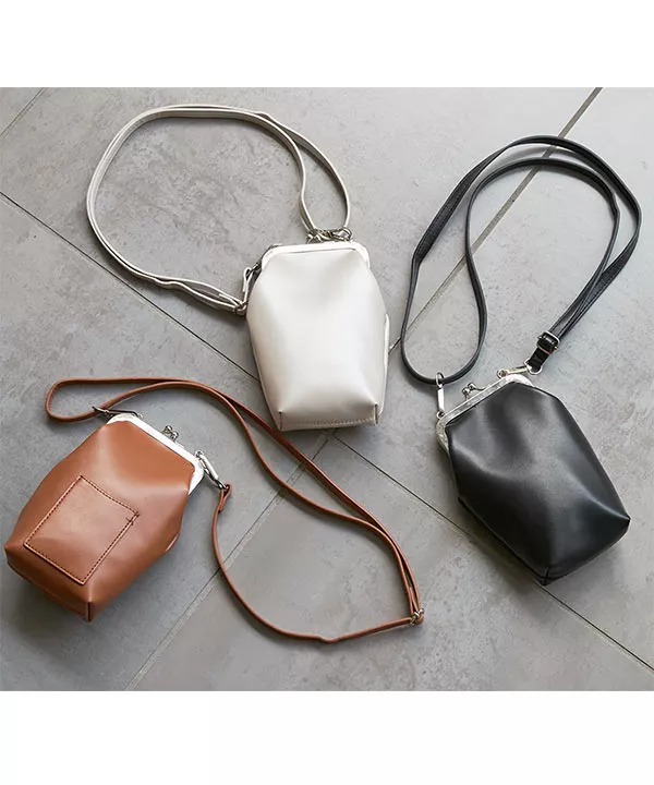 また、引っ越します(๑•̀ㅂ•́)و✧ がま口バック また、引っ越します(๑•̀ㅂ•́)و✧ がま口バック また、引っ越します(๑•̀