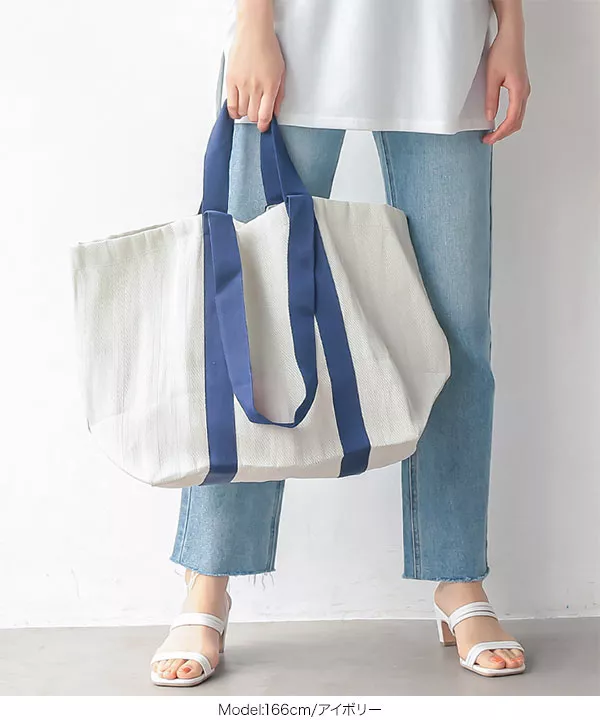 ビニールトートバッグ petit Carouselle ☆ LADUEE ビニールトートバッグ Les Tropeziennes ☆ LADUEE (LADUREE