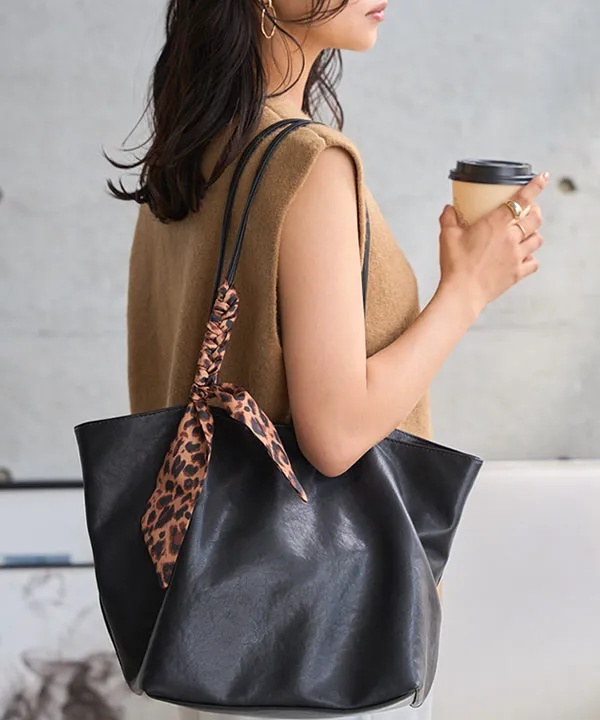 スカーフ付きフェイクレザートートバッグ [B1643] - レディース