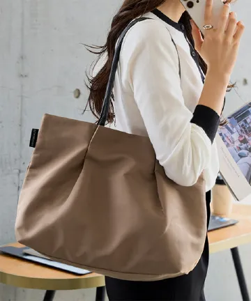 軽量A４サイズトートバッグ [B1694]| 送料無料 8/14(金)12:00~8/17(月)12:00まで