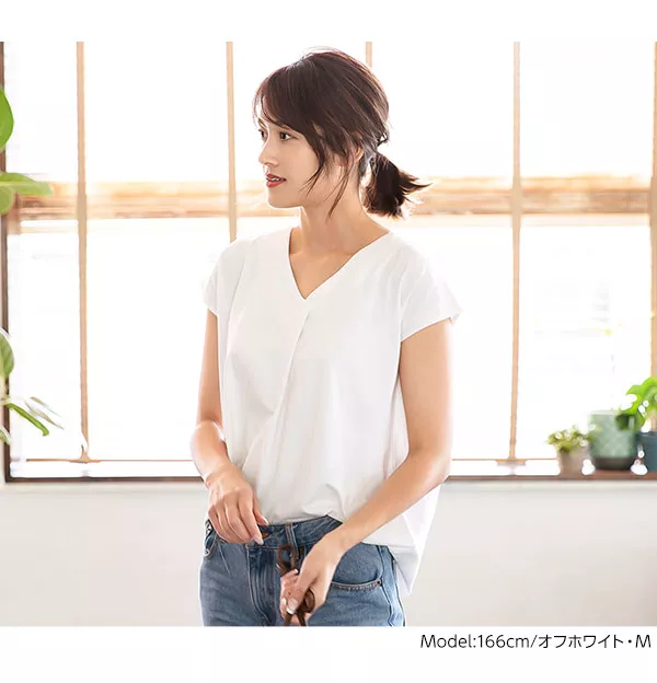 Vネックタックカットソーブラウス [C3913]　 | トップス全品送料無料！9/11(金)18:00〜9/14(月)朝11:59まで