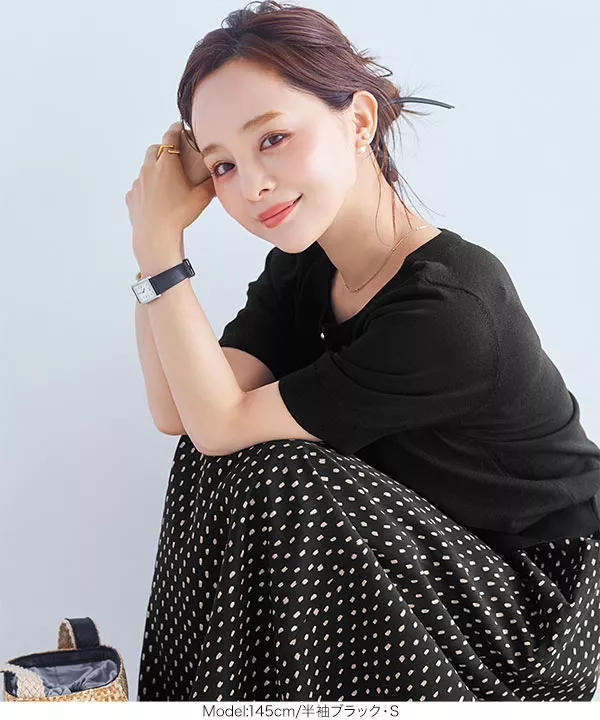 アンリアン 田中亜希子　v-neck design blouse アンリアン 田中亜希子 v-neck design blouse - メルカリ