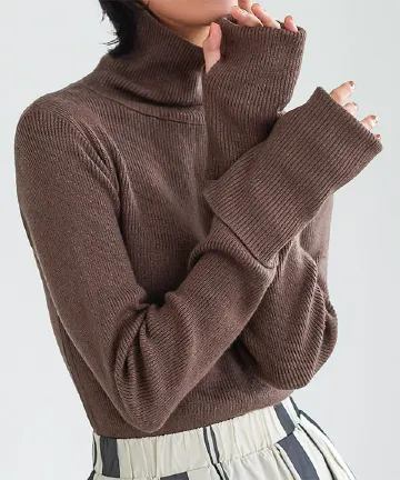 COURREGES＞＞＞90年代風リブニットドレス（2つのバックル付き） COURREGES＞＞＞90年代風リブニットドレス（2つのバックル付き