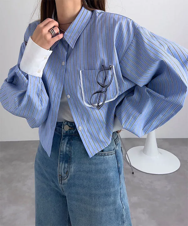 トップス Rose accent shirt blouse misty blue トップス Rose accent shirt blouse misty blue Rose accent shirt