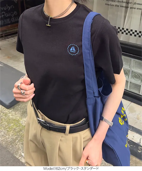 [ 選べる3サイズ ] ポイントロゴ刺しゅうコットンTシャツ [C7469]