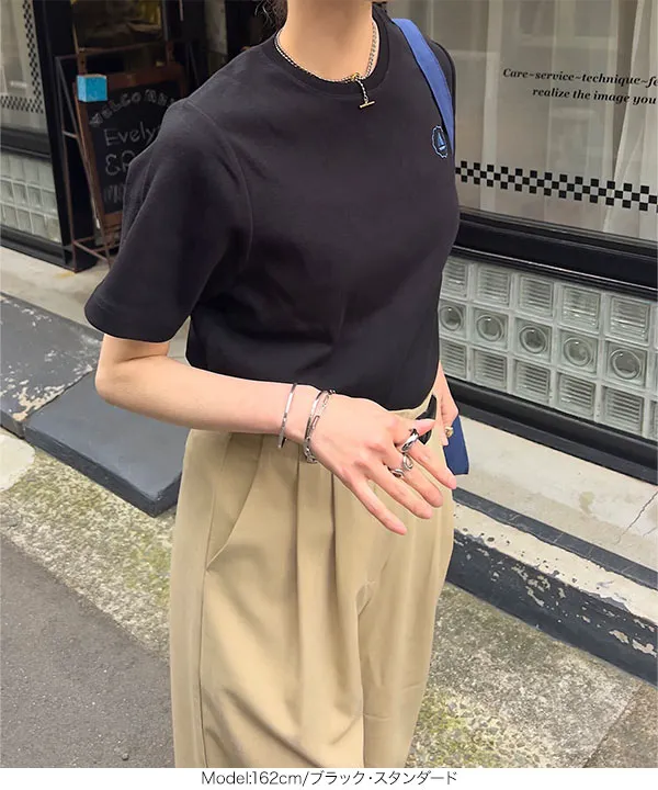 [ 選べる3サイズ ] ポイントロゴ刺しゅうコットンTシャツ [C7469]