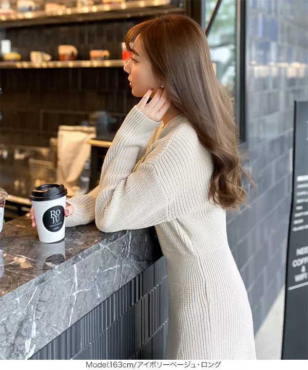 2024年 美品 ダイアグラム ウェーブニットワンピース フレア　芸能人着用 岡部あゆみさんコラボ ]選べるタイプ フレアニットワンピース