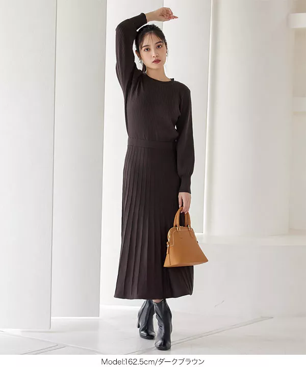 【anatelier】ウエスト切り替えワンピース☆美品
ワンピース ウエスト切り替えニットワンピース [E2969] - レディース