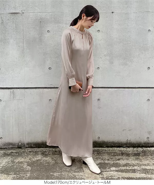 莉歩さんコラボ ]サイドスリットバックリボンワンピース [E3296