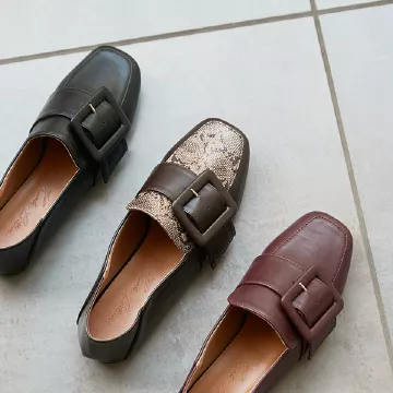 スクエアバックルローファー [I1993]