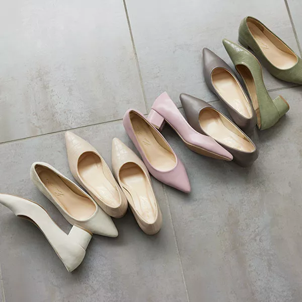 ロングノーズチャンキーヒールパンプス [I2264] - レディース