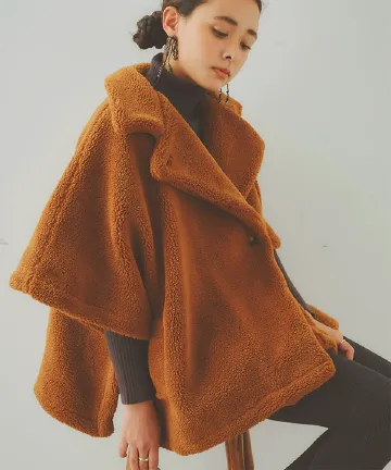 ボアケープコート