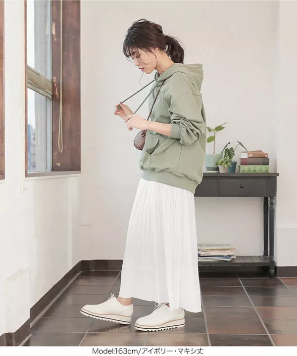 サテンプリーツスカート [M2366]