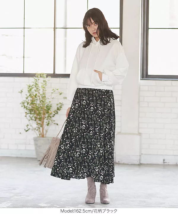 インタックフレアマーメイド柄スカート [M2757] - レディース