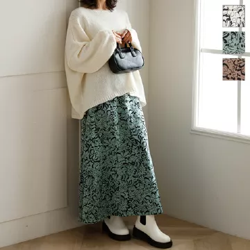 フラワープリントセミフレアスカート [M3574]
