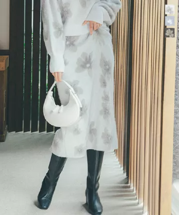 �ԕ��V���M�[�j�b�g�^�C�g�X�J�[�g