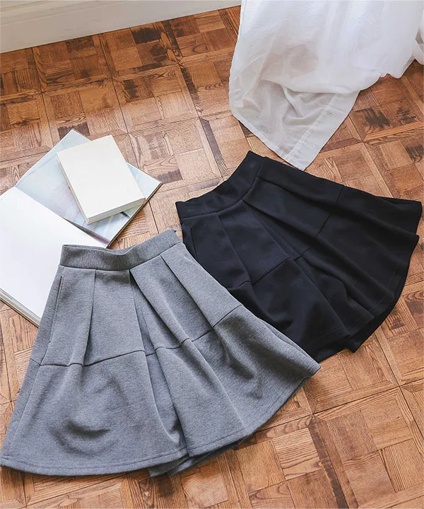 Petitle / プチレ ] ダイバー素材フレアキュロット [M4197