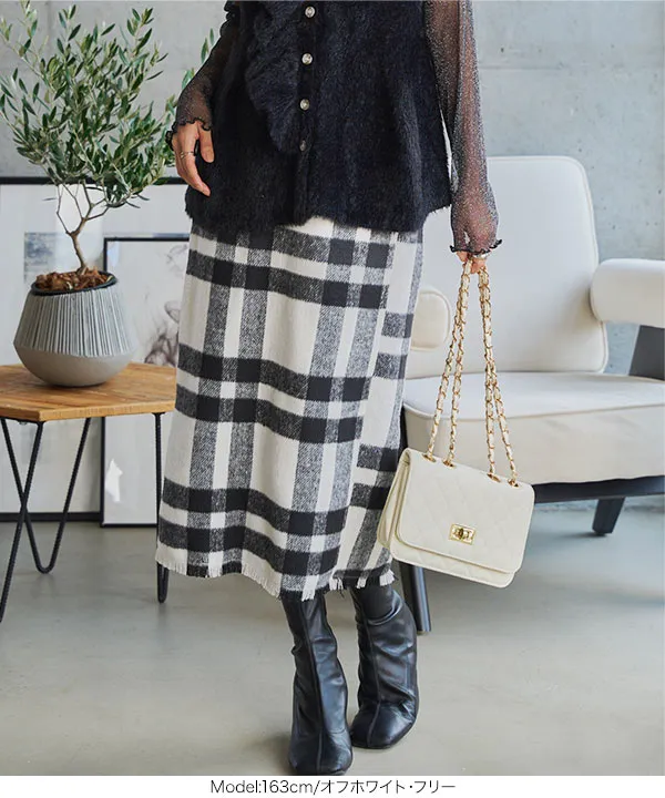 みいちゃん　チェック柄 🍂🍁 #black #monotone